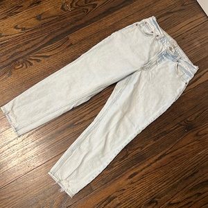 Abercrombie & Fitch - The Mom High Rise